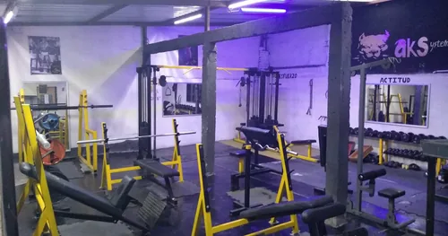 GOLDEN GYM, gimnasio en Orizaba, Veracruz