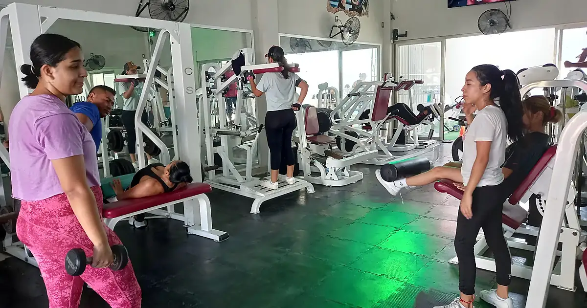 HR FITNESS GIMNASIO
