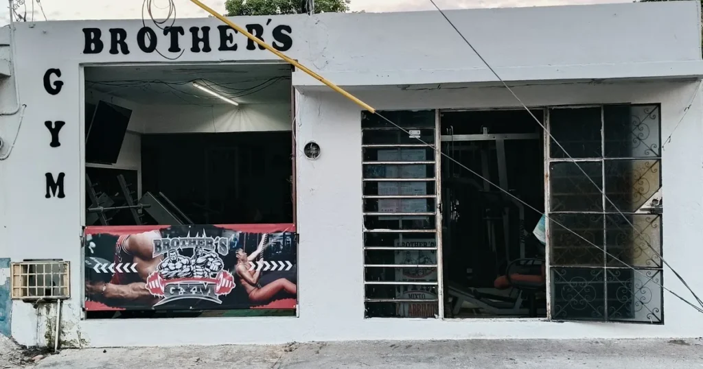 BROTHER’S GYM