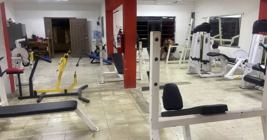 Gimnasio NEVER GIVE UP